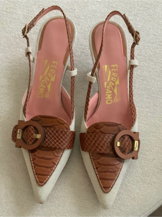 Salvatore Ferragamo Shoes - Salvatore Ferragamo White and Brown Pointed Slingback Mules
